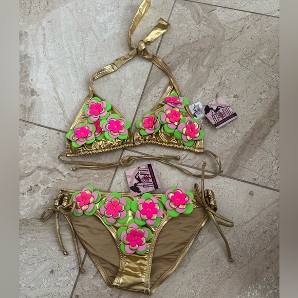Atomic Gold Bikini top and bottoms with Floral Accents NEW size large - Picture 1 of 3